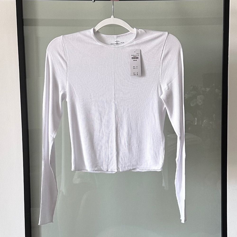 Abercrombie Baby Tee Long Sleeve Top NWT